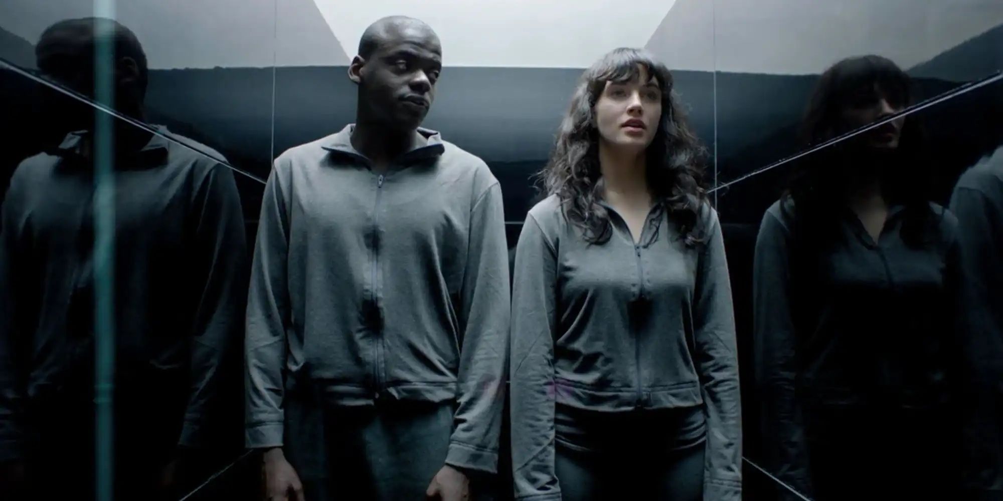 Daniel Kaluuya y Jessica Brown-Findlay en Quince millones de méritos 'Black Mirror'