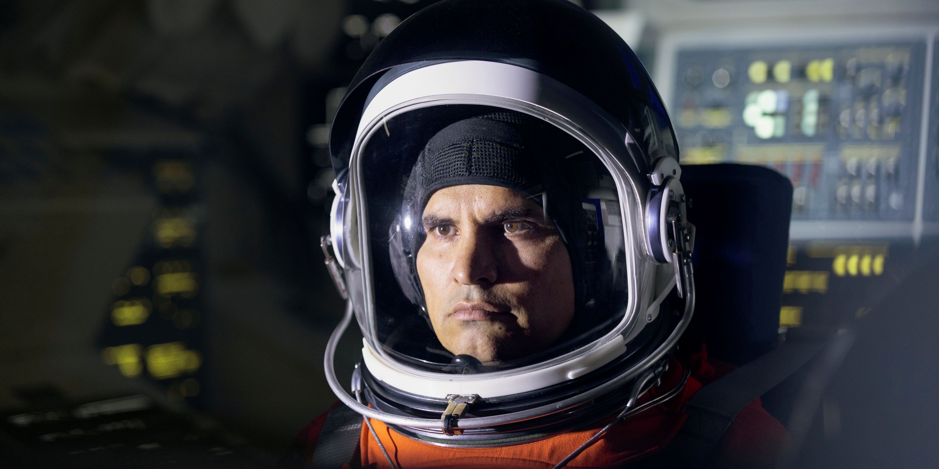 Michael Peña as José Hernandez in A Million Miles Away