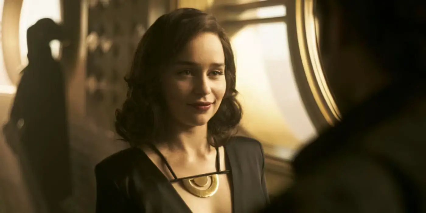 Emilia Clarke como Qi'ra en 'Solo: Una historia de Star Wars'
