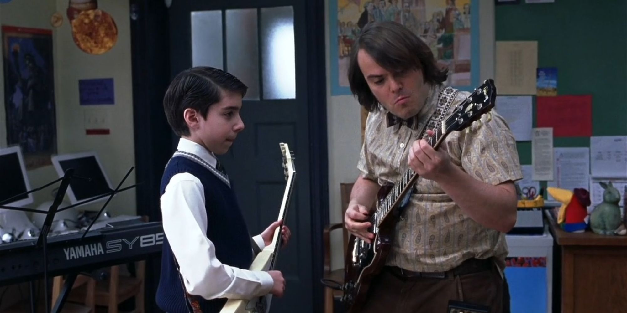 Jack Black enseña a Zack en 'School Of Rock'
