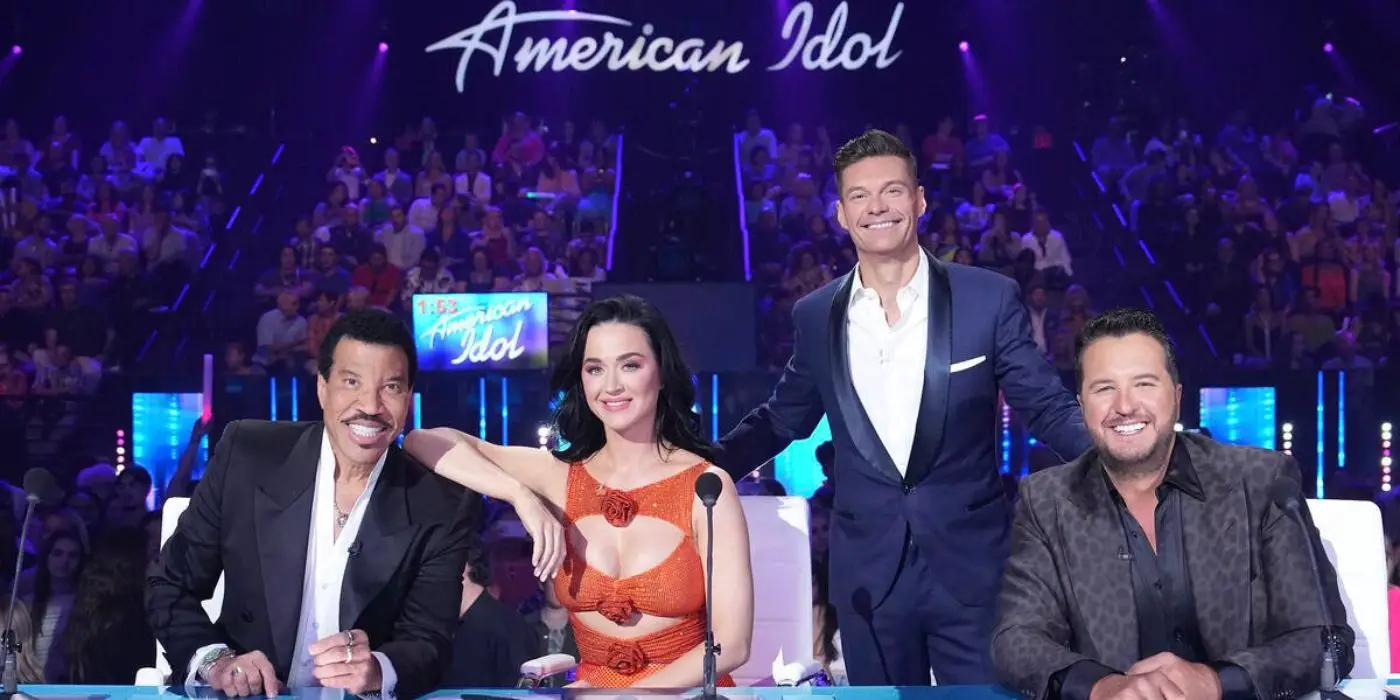 Los jueces de 'American Idol' Lionel Richie, Katy Perry y Luke Bryan con el presentador Ryan Seacrest.